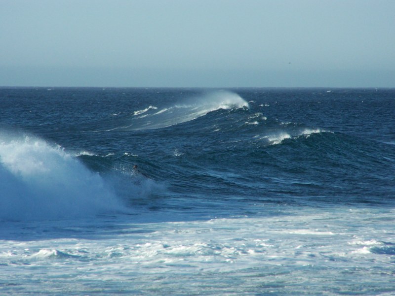 Huge Waves at Yallingup