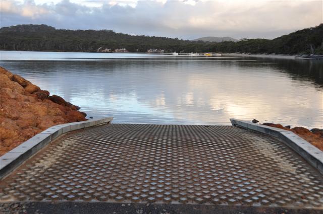 Coalmine Beach Boat Ramp