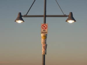 Signs at Palm Beach Jetty No Diving