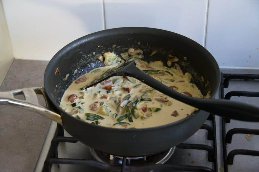 Pasta sauce vacuum sealed