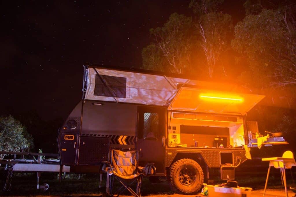 Our new Hybrid Camper; a Lifestyle Reconn R2