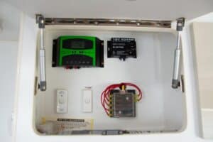 Best Caravan Battery Setup; how to pick the right one