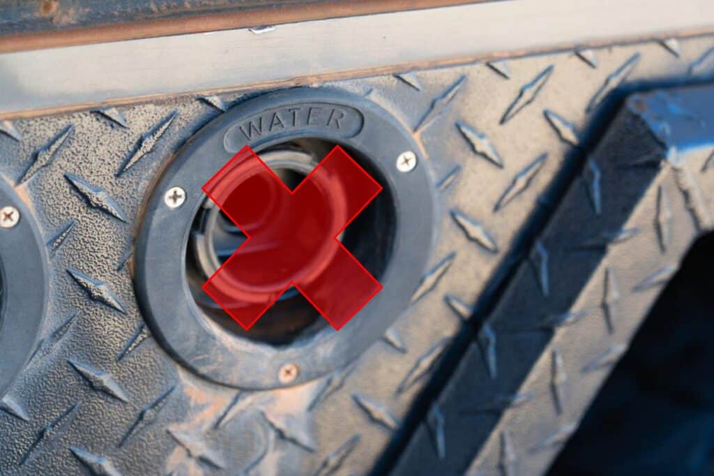 How to easily fill your water tanks travelling Australia