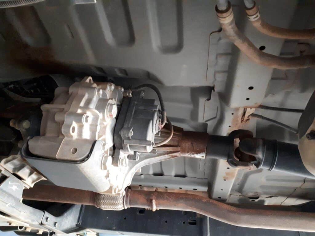A leaking transfer case on our Dmax (more oil leaks!)