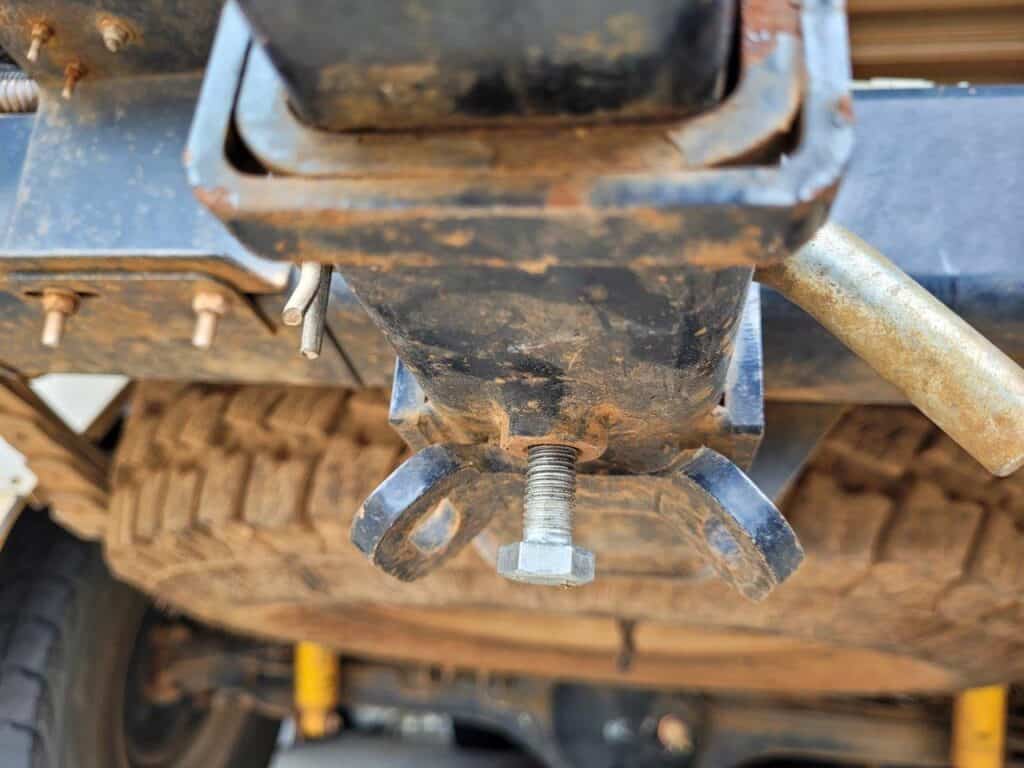 Loose tow hitch; how to fix the rattle